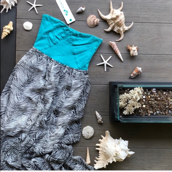 Roxy Dresses & Skirts - 🌴🌼ROXY- MAXI DRESS🌼🌴